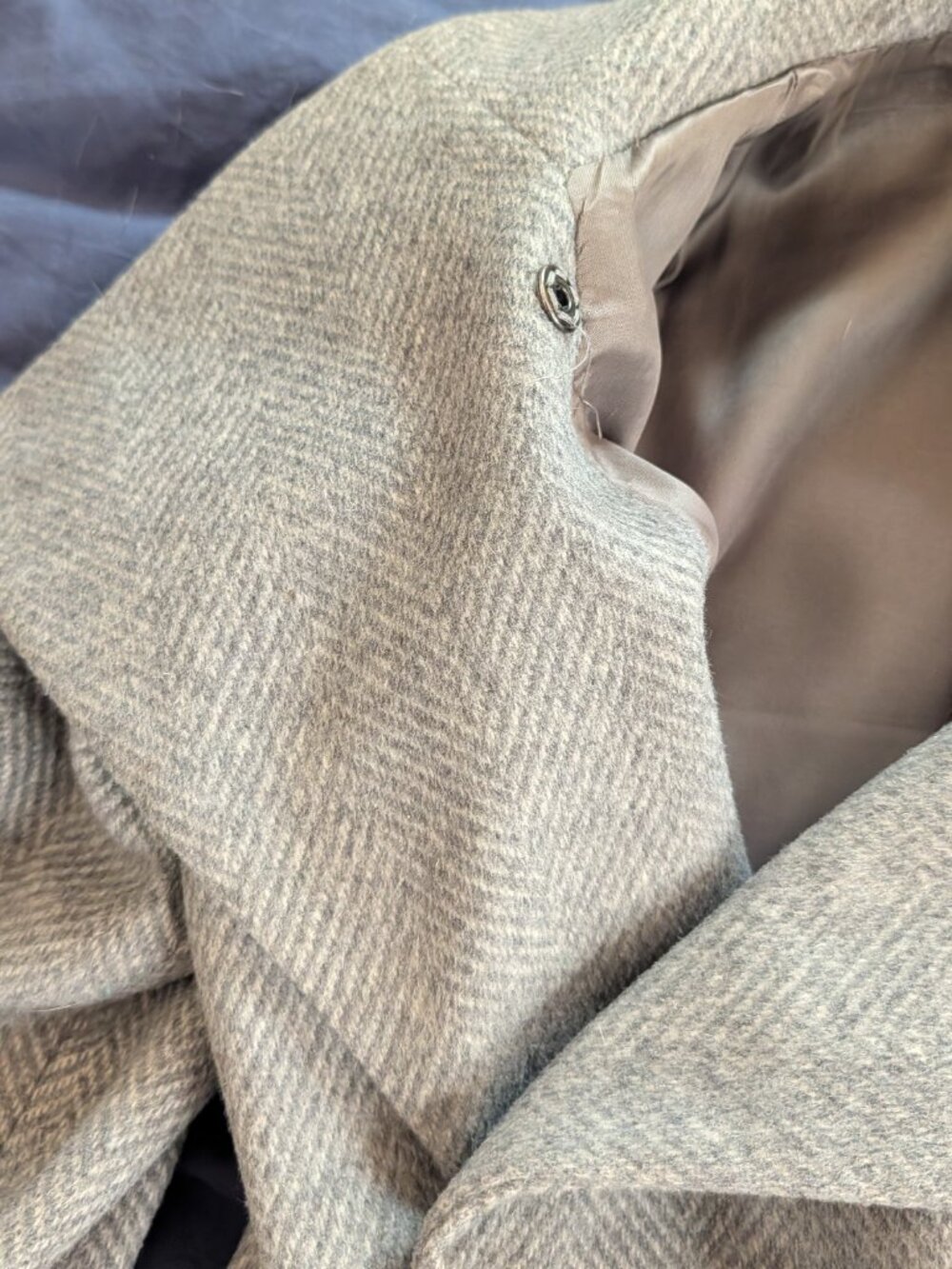 United Colors of Benetton Grey Herringbone Wool Coat Italian Size 40 US 4 Small - Picture 12 of 16